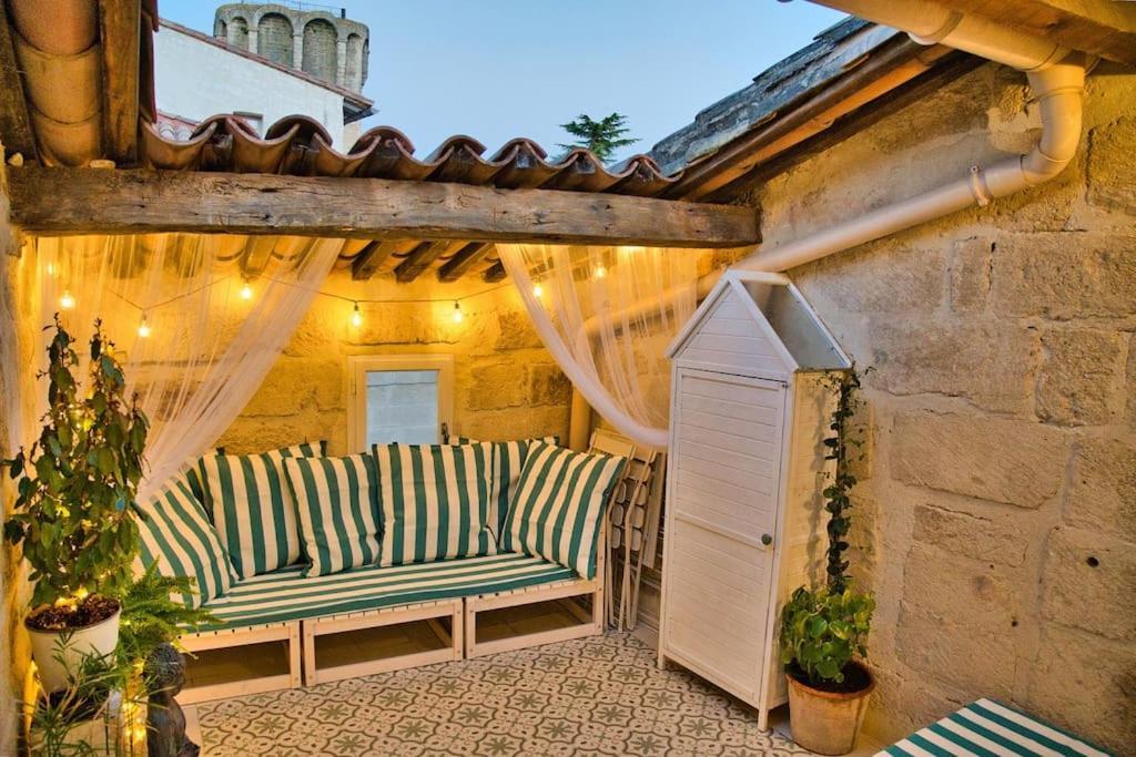 Appartement-Terrasse Centre Historique Uzès Esterno foto